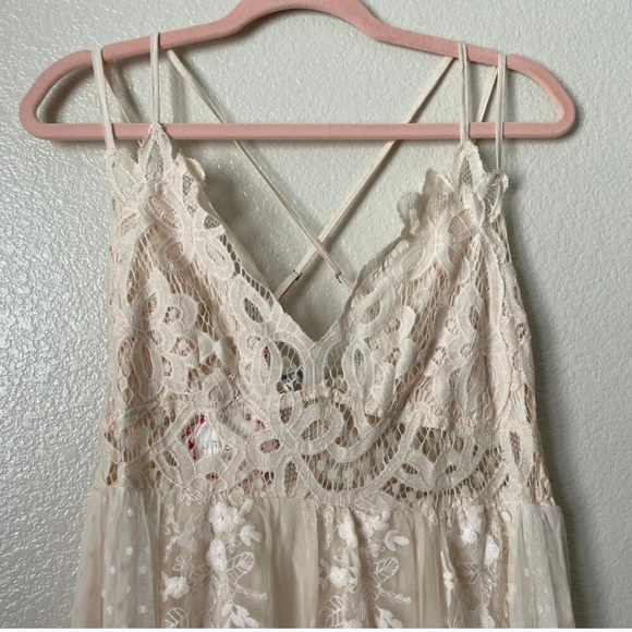 Beautiful umgee dress - Picture 5 of 12